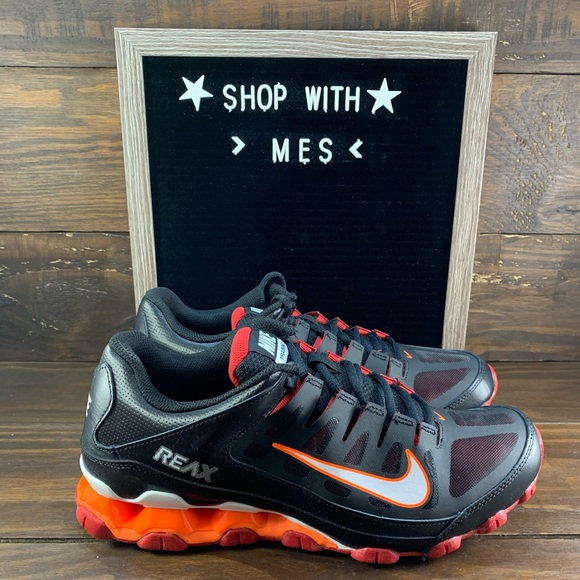 nike reax 8 tr men's stores